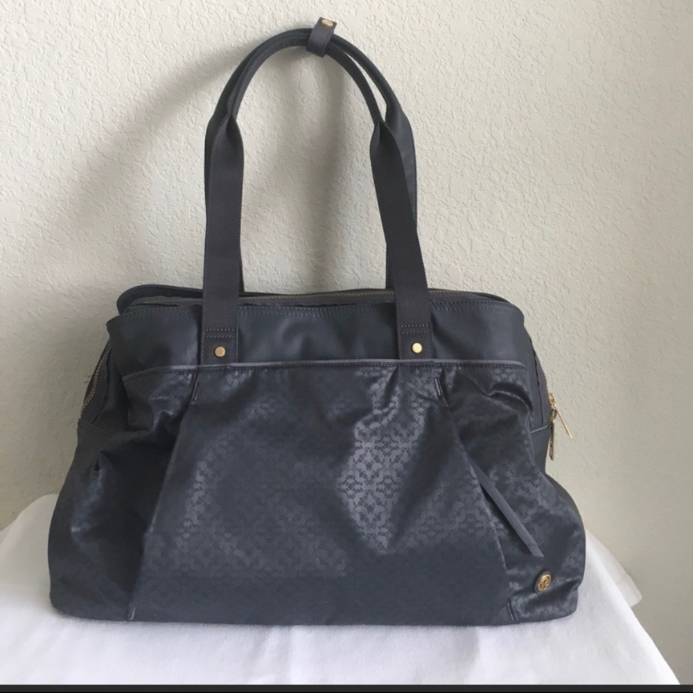 Lululemon Om the Day gym duffel bag
